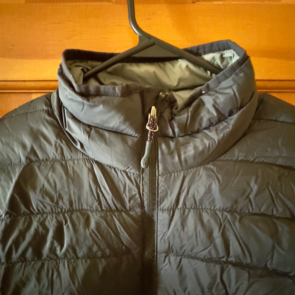 Champion Black Bubble Down Feather Filled Jacket,… - image 3